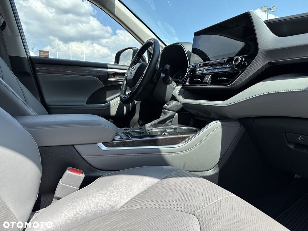Toyota Highlander - 10