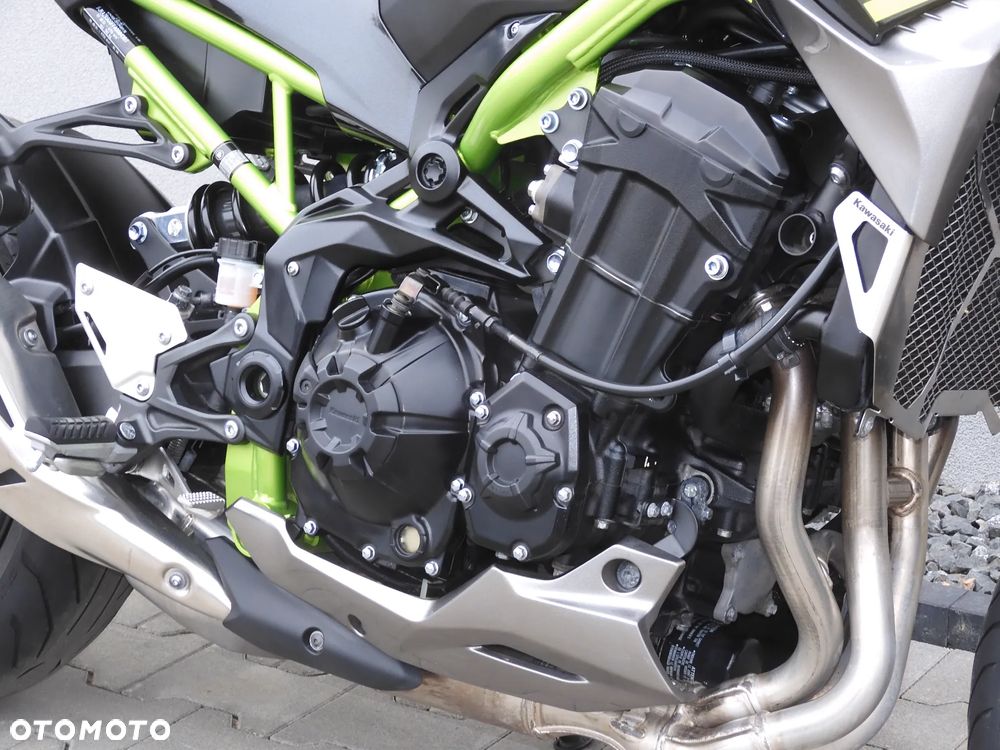Kawasaki Z 900 - 22