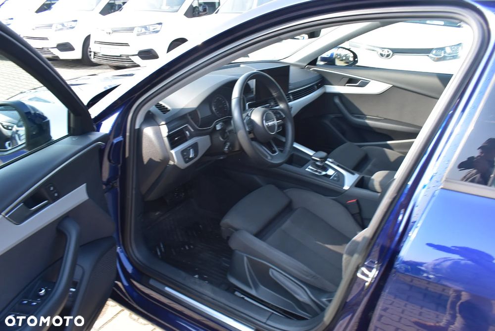 Audi A4 Avant 35 TDI mHEV S tronic - 8