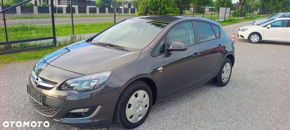 Opel Astra 1.4 Turbo 150 Jahre - 15