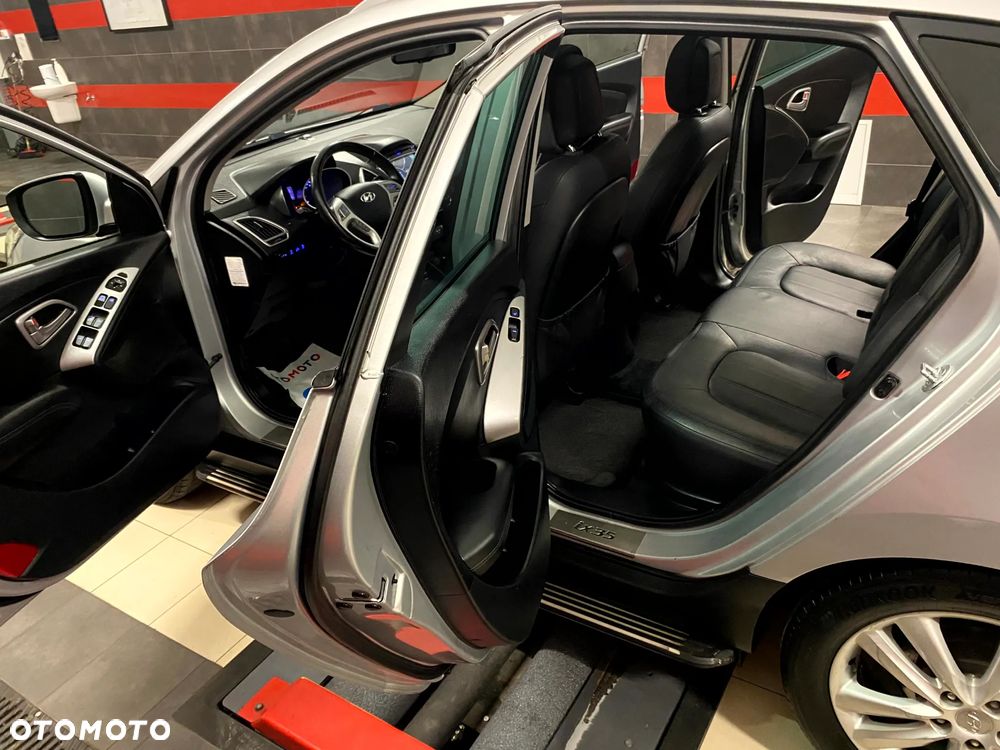 Hyundai ix35 2.0 4WD Style - 18