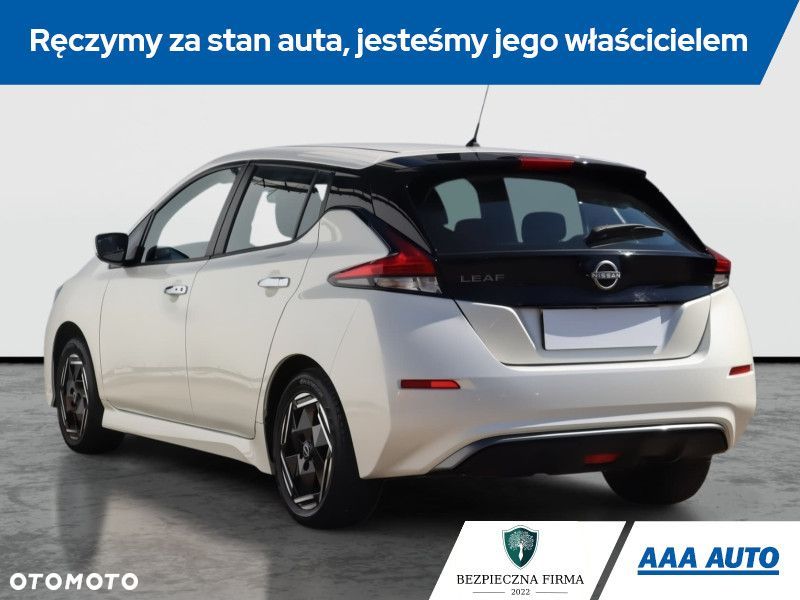 Nissan Leaf - 6