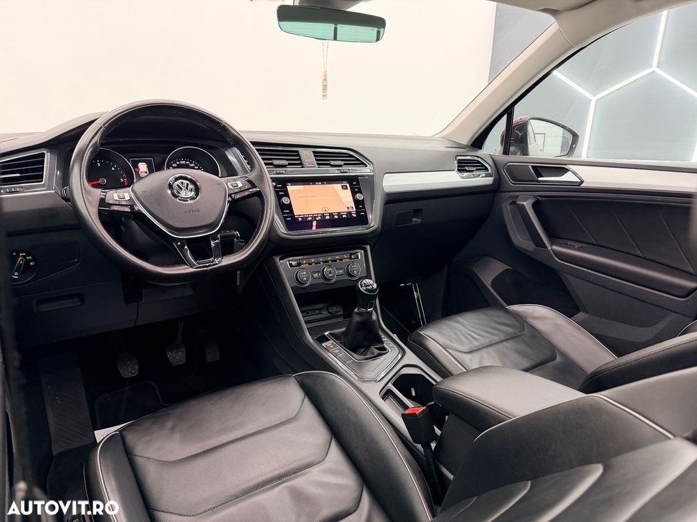 Volkswagen Tiguan 2.0 TDI DPF Trendline - 22