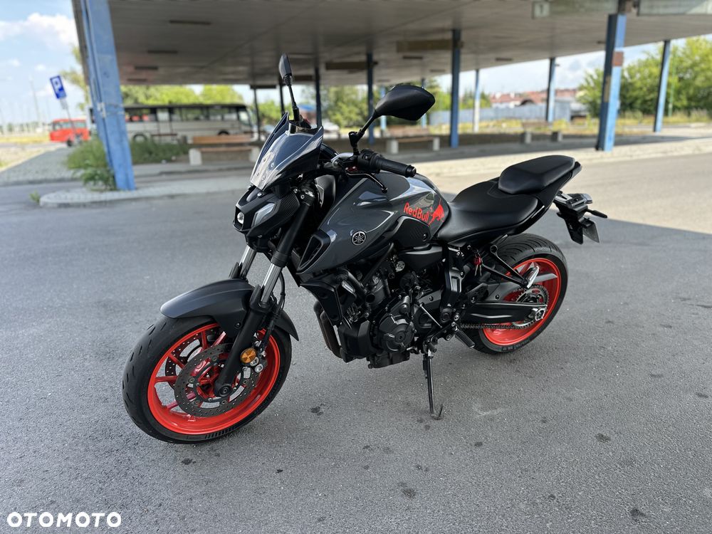 Yamaha MT - 3
