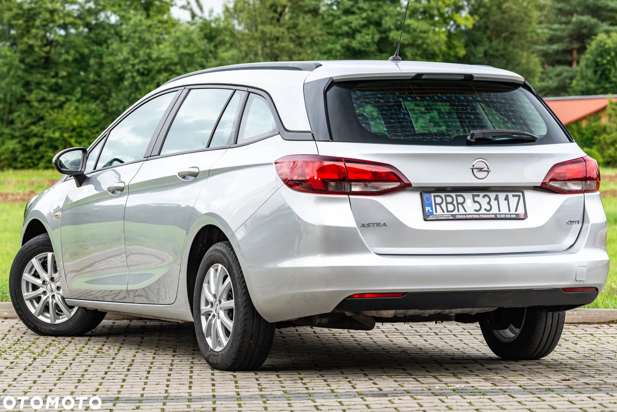 Opel Astra 1.6 D (CDTI) Sports Tourer Edition - 4