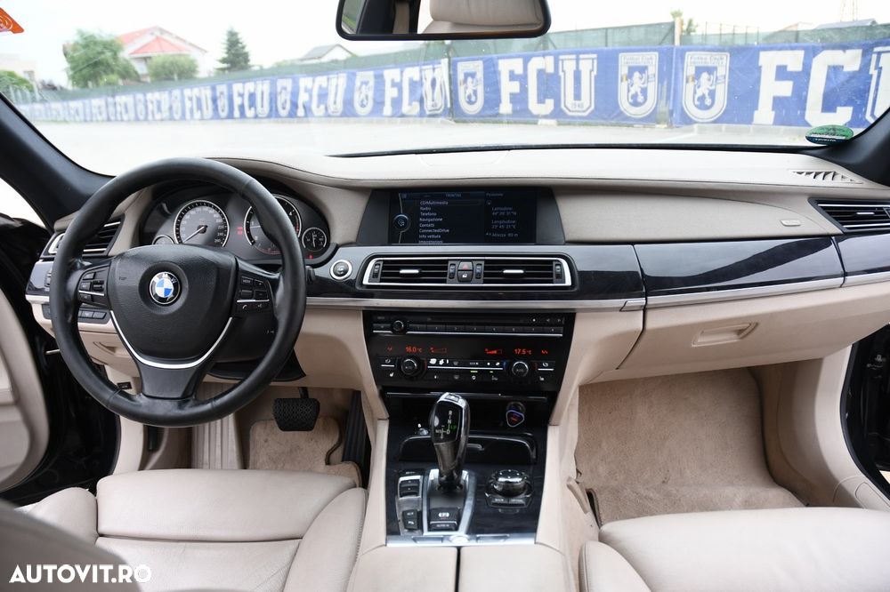 BMW Seria 7 730d Aut. - 8