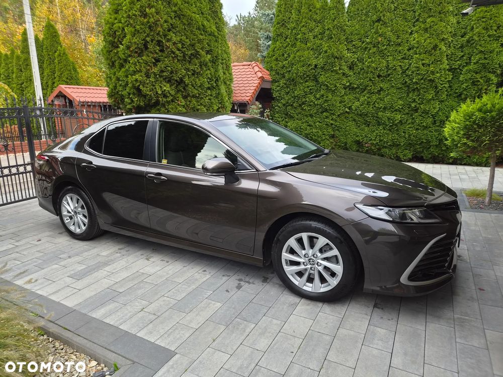 Toyota Camry - 8