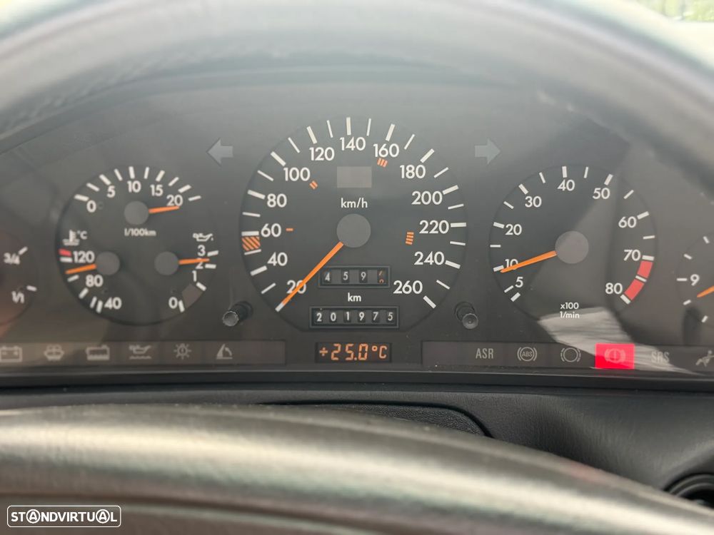 Mercedes-Benz SL 300 - 17