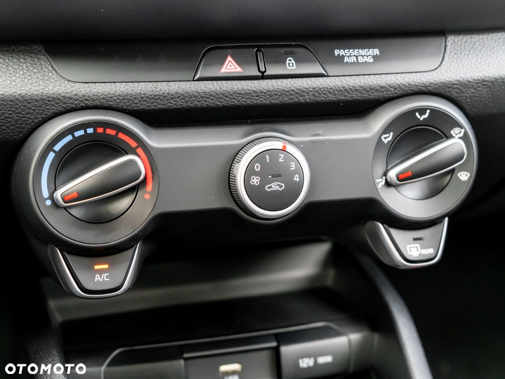 Kia Stonic 1.0 T-GDI M DCT - 26