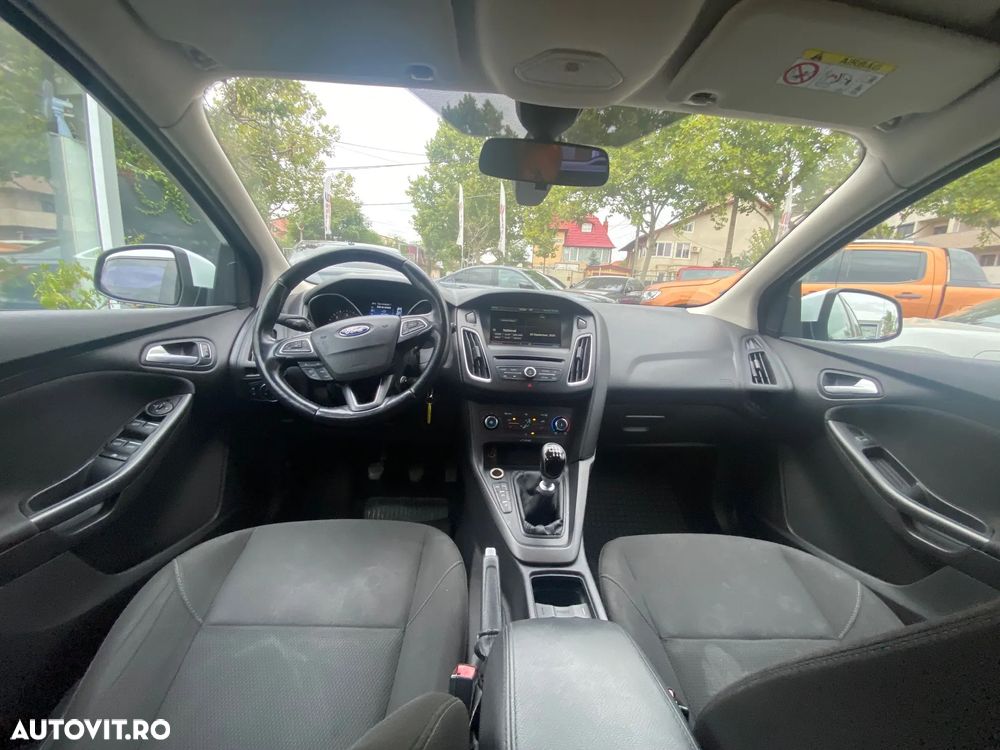 Ford Focus 1.5 TDCi Trend - 11