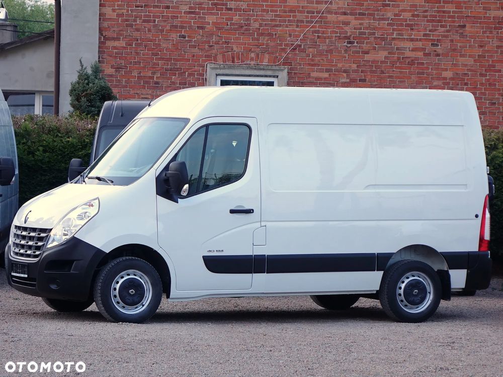 Renault Master 2.3 125KM 3-osobowy bardzo ładny - 2