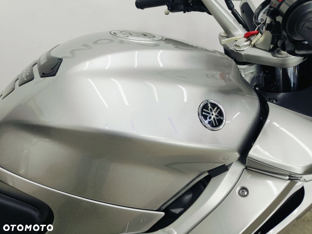 Yamaha FJR - 7