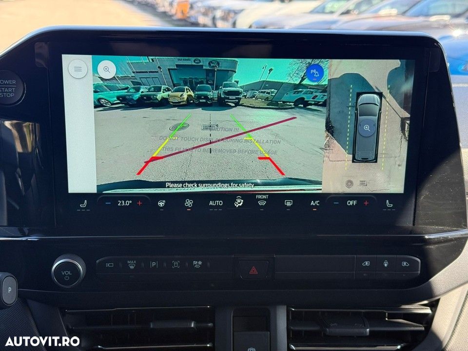 Ford Tourneo Custom - 24