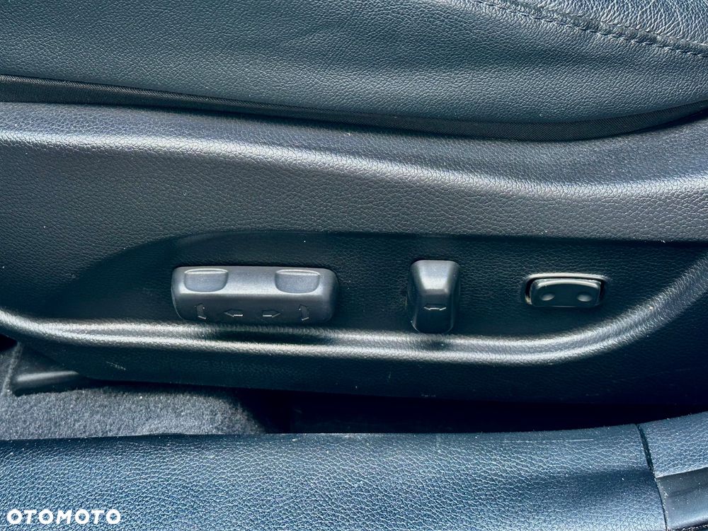 Hyundai i40 Kombi 1.7 CRDi DCT Premium - 19