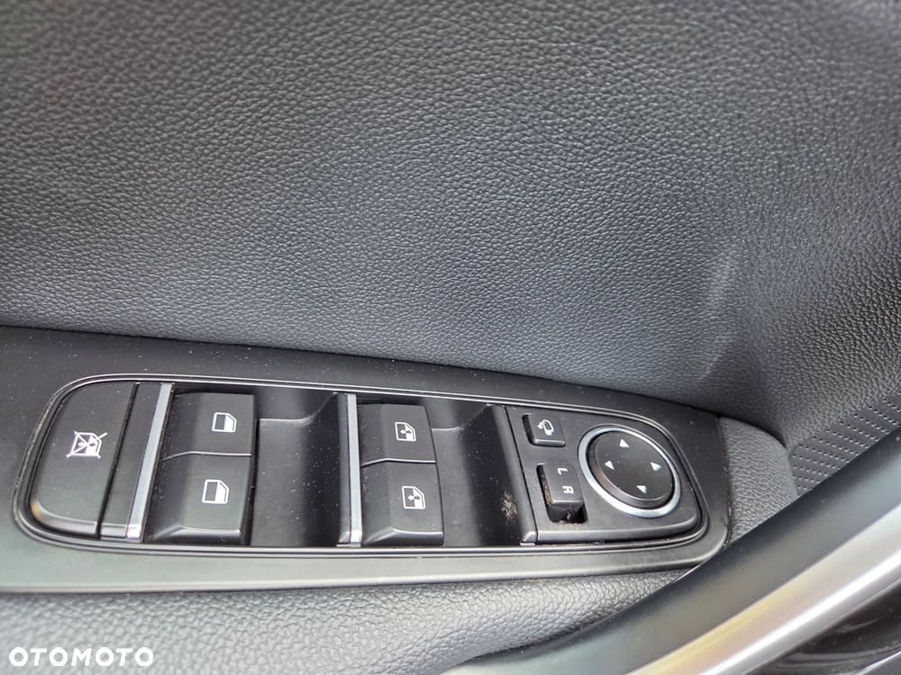 Kia ProCeed 1.5 T-GDI GT Line DCT - 33