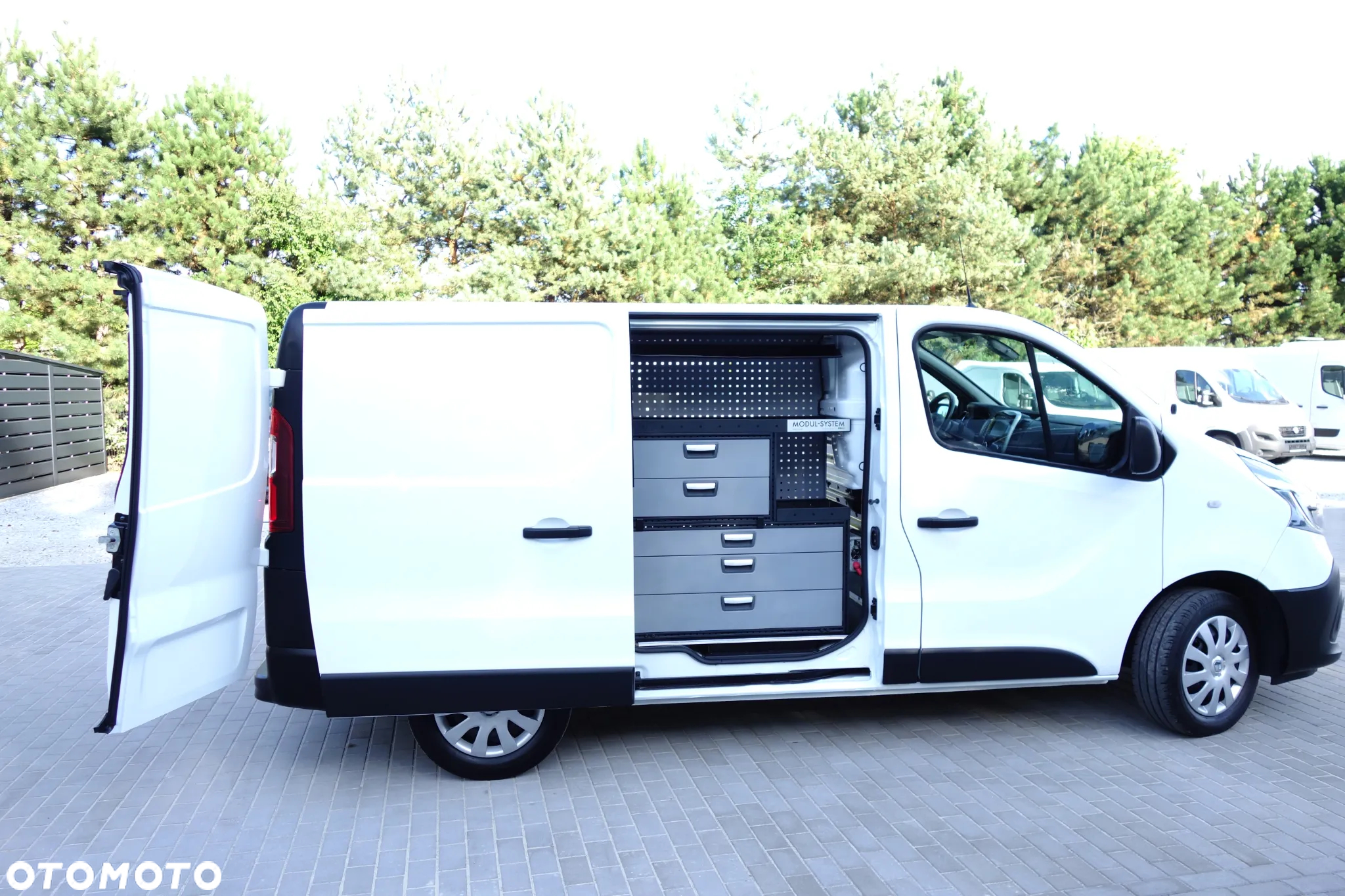 Renault Trafic 2.0 Dci 120 KM L1H1  Zabudowa Klima Webasto 2 x Drzwi Boczne - 25