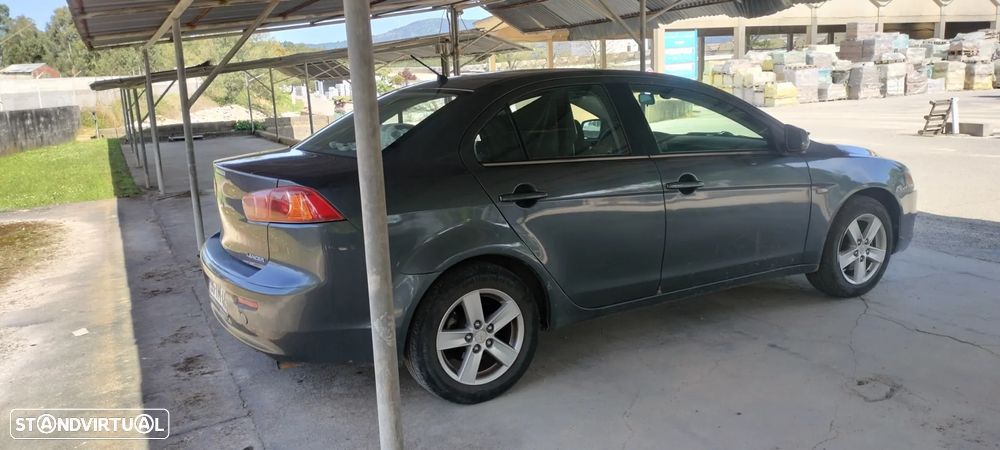 Mitsubishi Lancer 1.5 Invite - 8