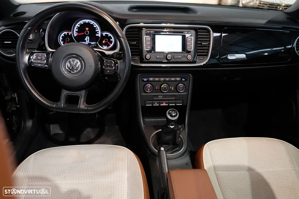 VW New Beetle Cabriolet 2.0 TDI Sport - 15