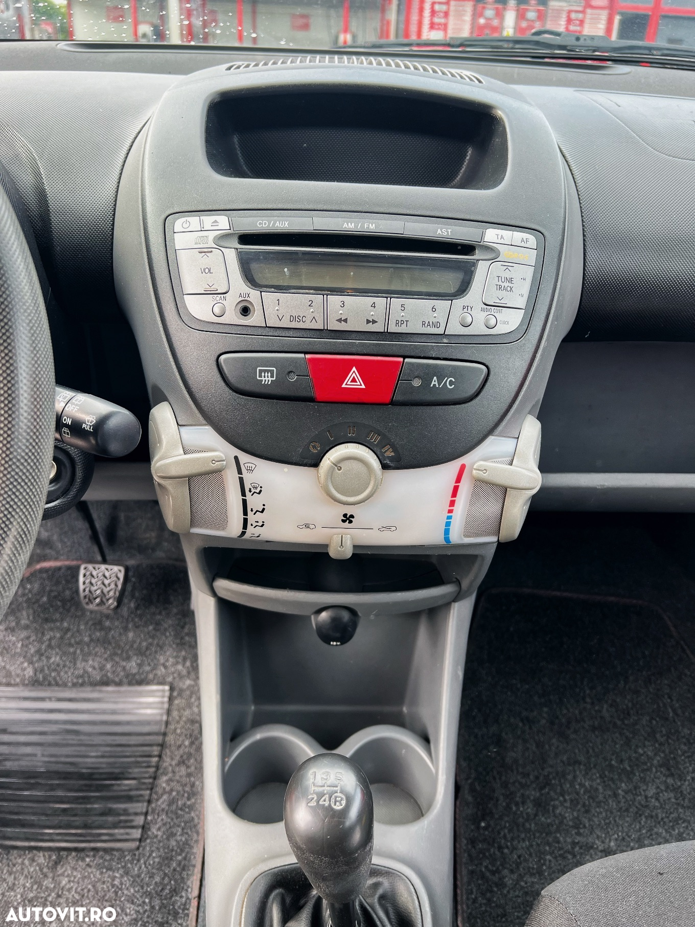 Toyota Aygo + 1.0 VVT-i - 9