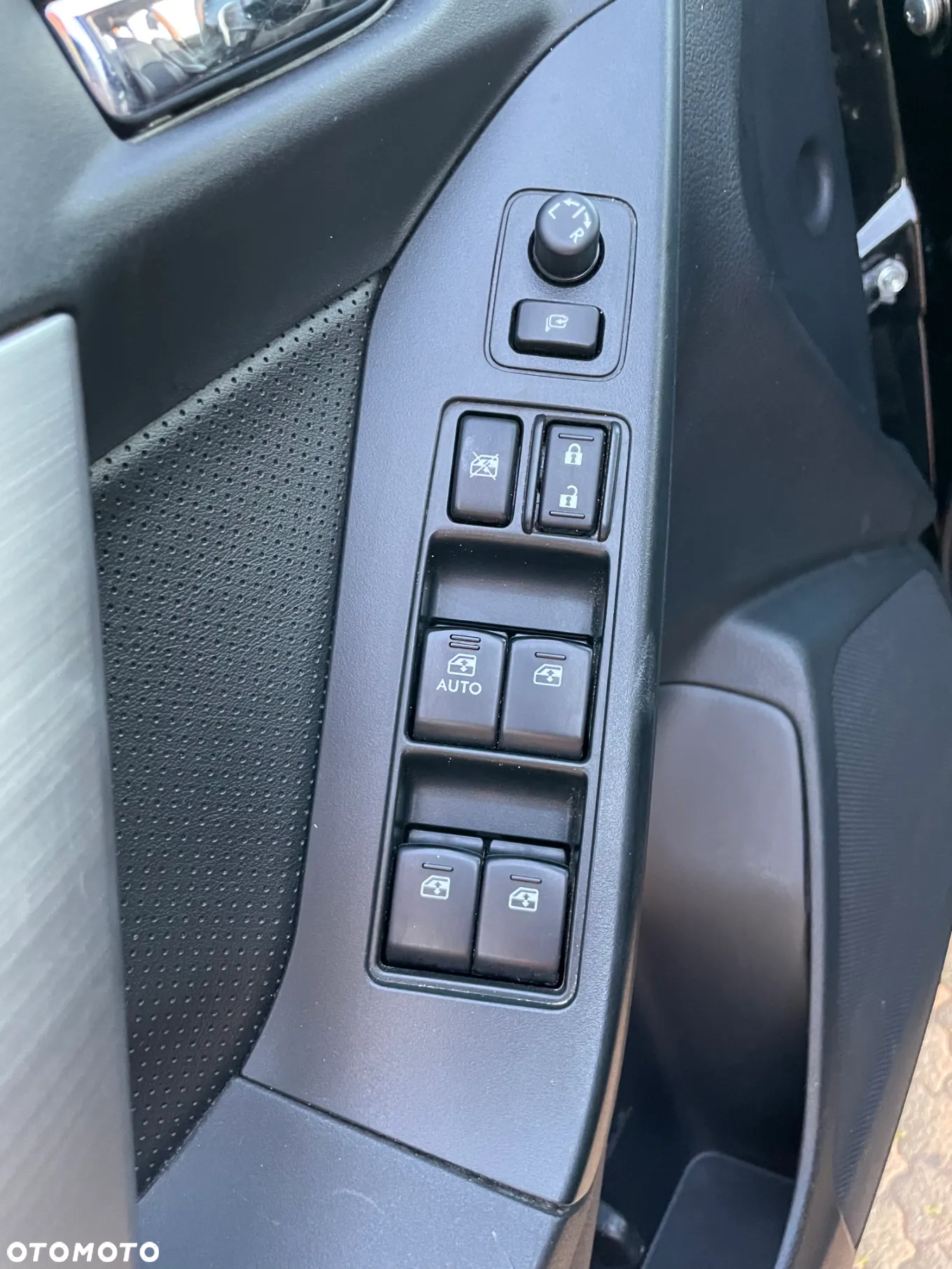 Subaru Forester 2.0XT Platinum Lineartronic - 28