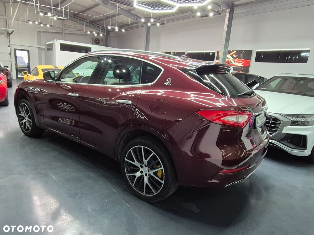Maserati Levante Diesel Granlusso - 4