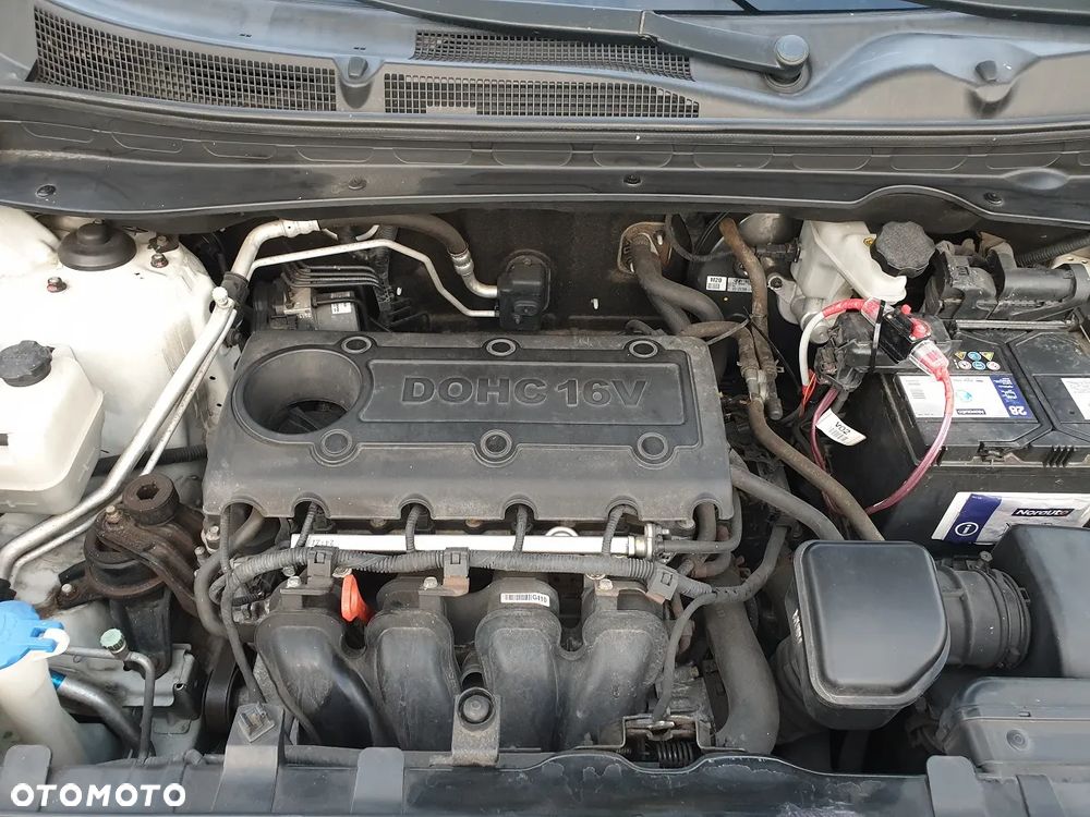 Kia Sportage 2.0 CVVT 4WD Automatik Spirit - 32
