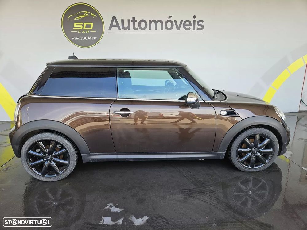MINI 3 Portas Cooper D - 3