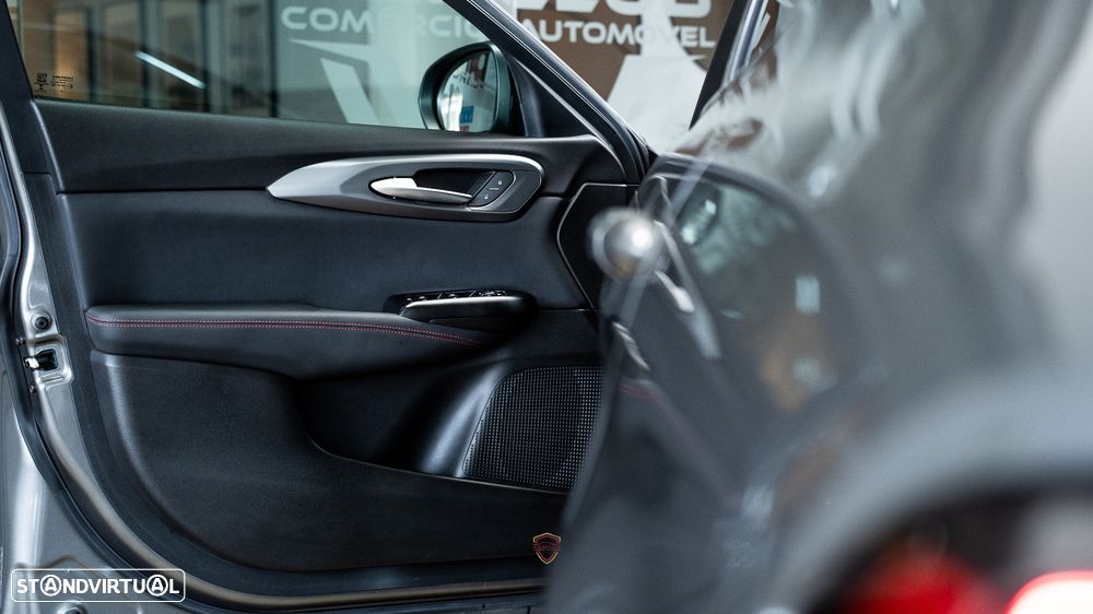 Alfa Romeo Tonale 1.5 Hybrid Edizione Speciale - 16