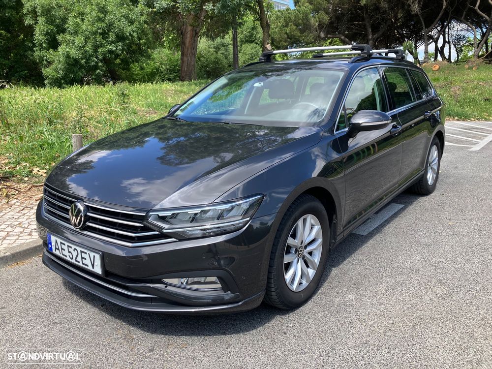 VW Passat Variant - 1