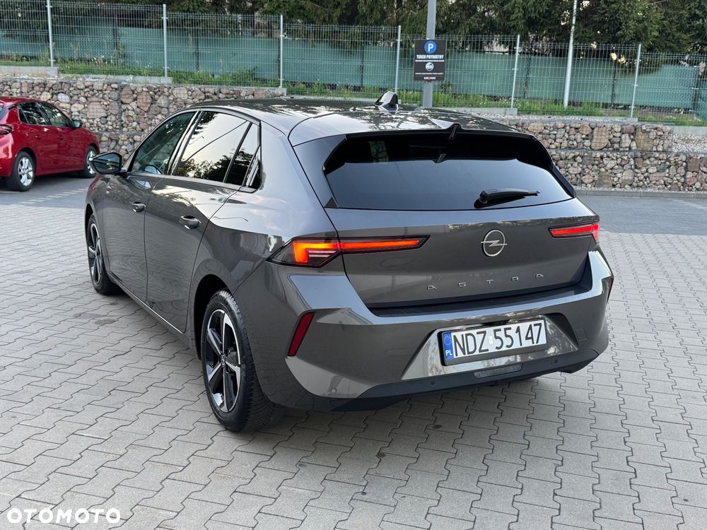Opel Astra 1.2 Turbo - 5