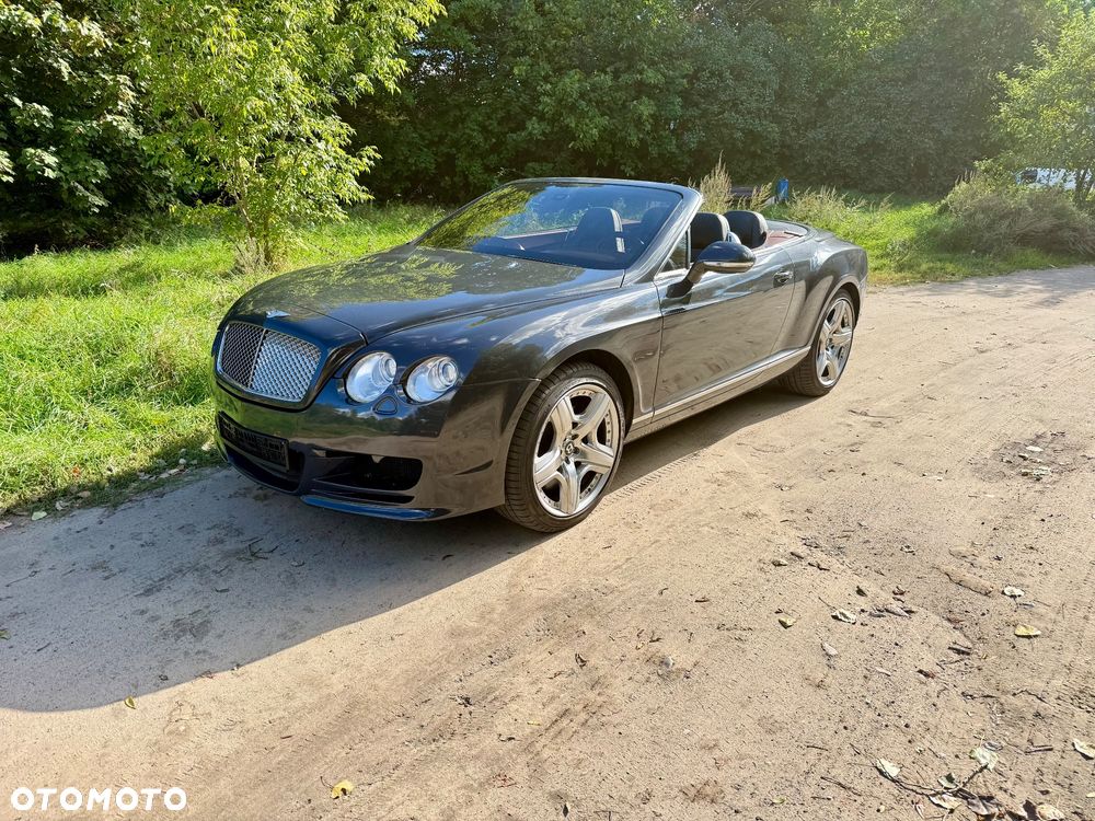 Bentley Continental GT Standard - 13
