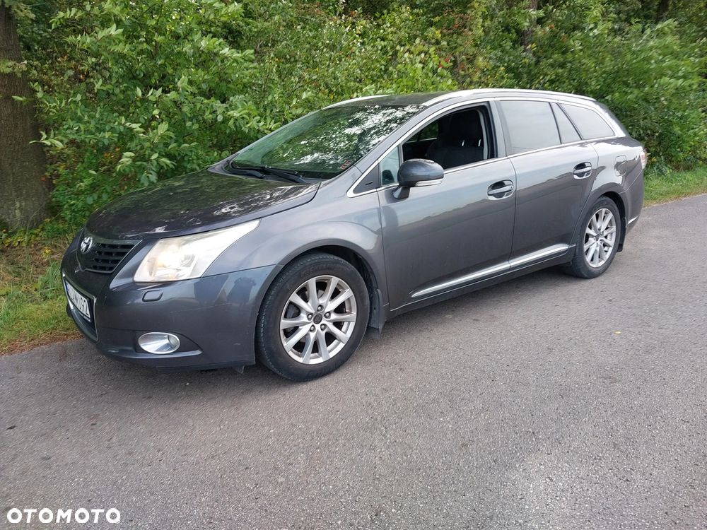 Toyota Avensis 1.8 Sol - 1