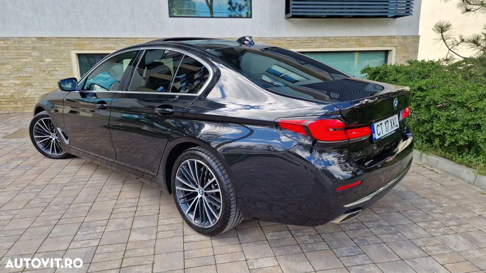 BMW Seria 5 530d xDrive Aut. Luxury Line - 8
