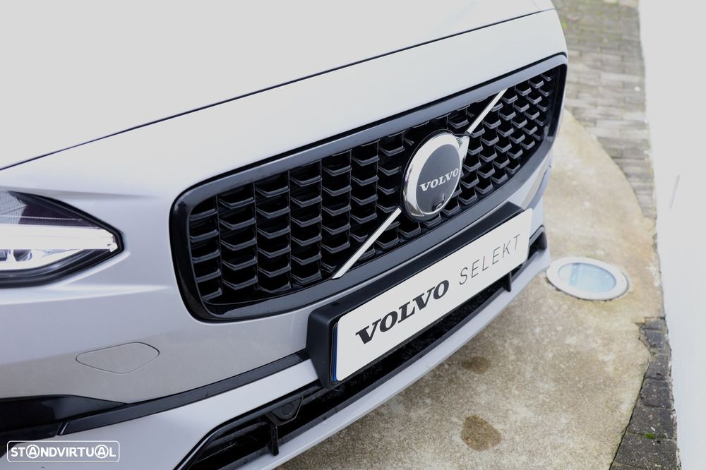 Volvo V90 2.0 T8 PHEV Plus Dark AWD - 32