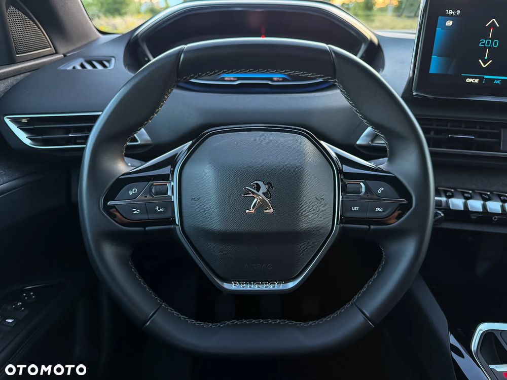Peugeot 3008 1.2 PureTech Allure Pack S&S - 21