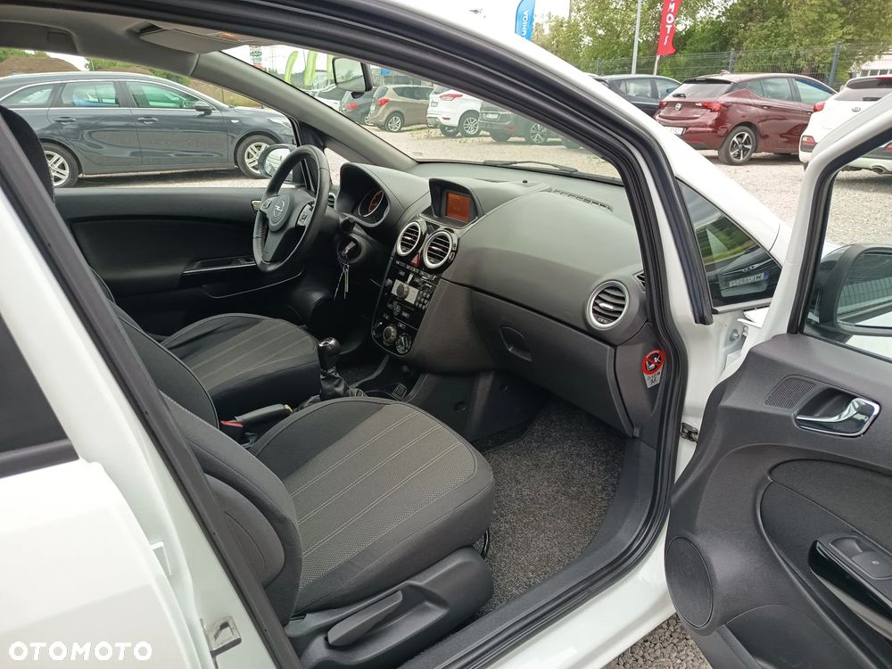 Opel Corsa 1.4 16V Active - 31
