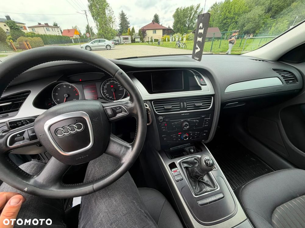 Audi A4 Limousine 2.0 TFSI Limited Edition - 15