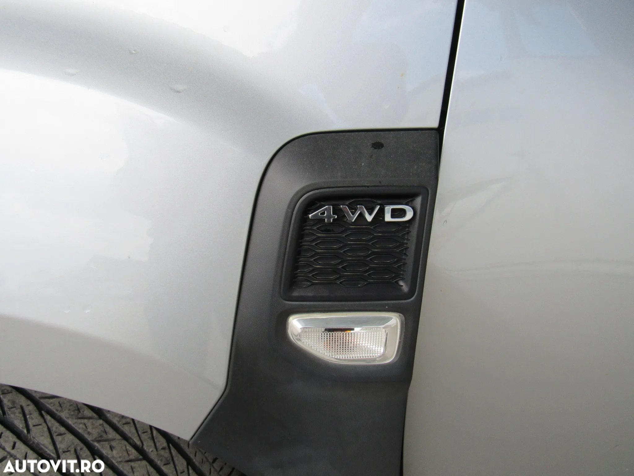 Dacia Duster 1.5 Blue dCi 4WD SL BlueLine - 6