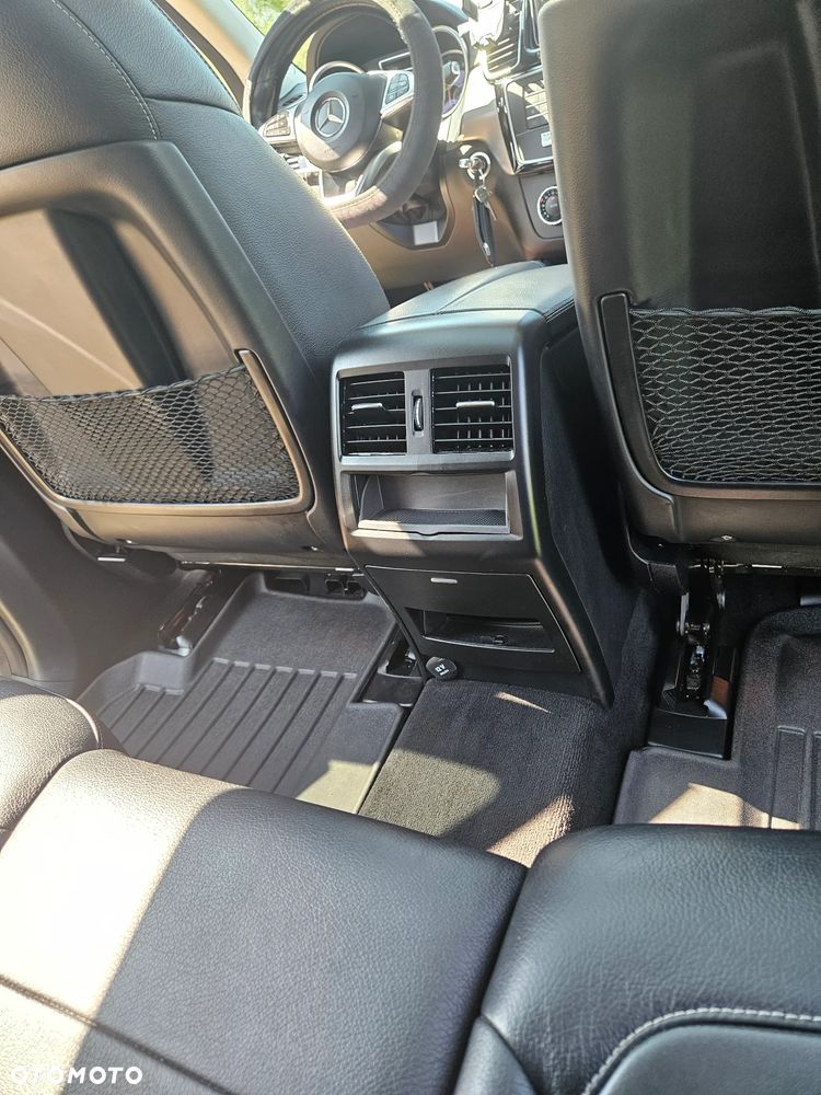 Mercedes-Benz GLE - 19