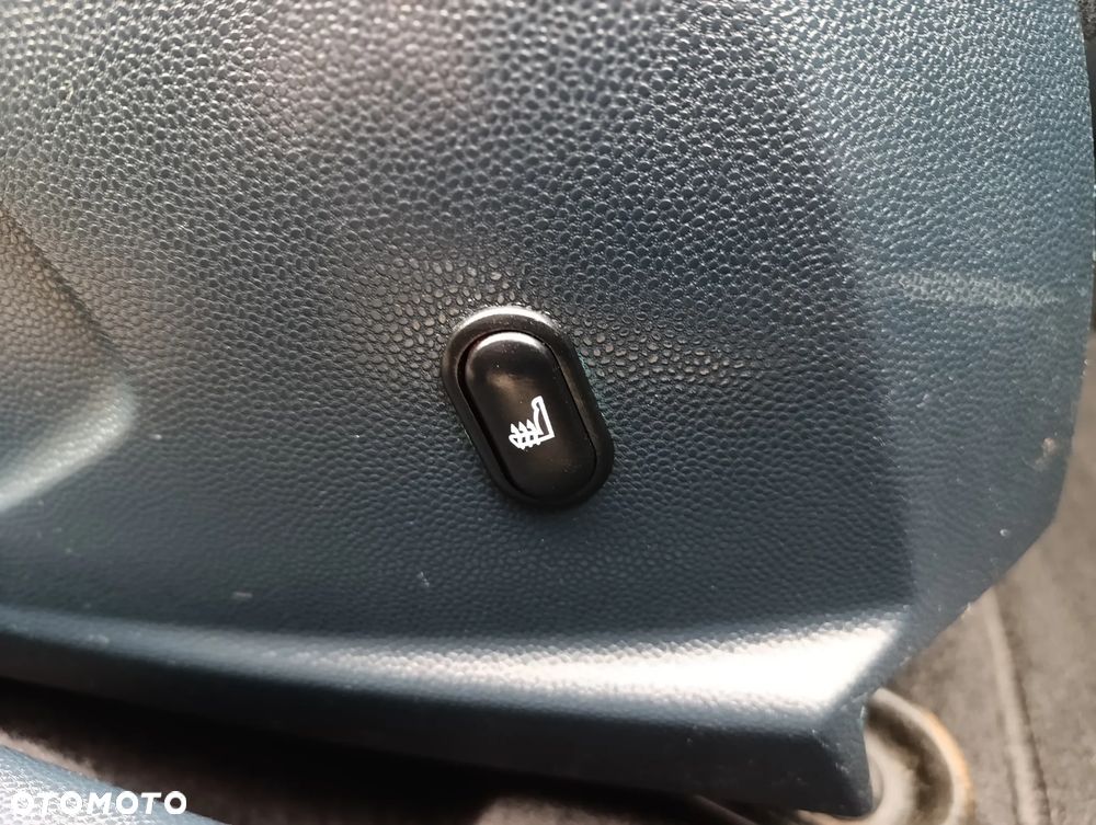 Ford Fiesta 1.25 Champions Edition - 24