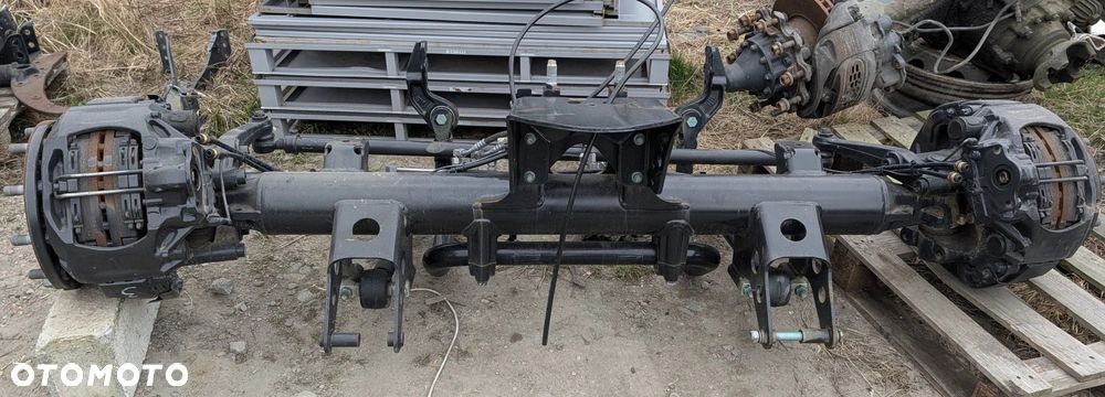 TYLNA OŚ SKRĘTNA MAN TG3 2025 ROK 8346974405 - 1