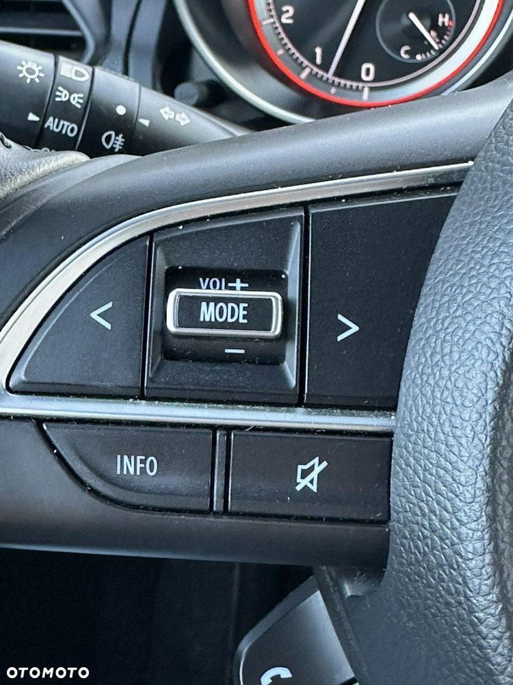 Suzuki Swift - 16