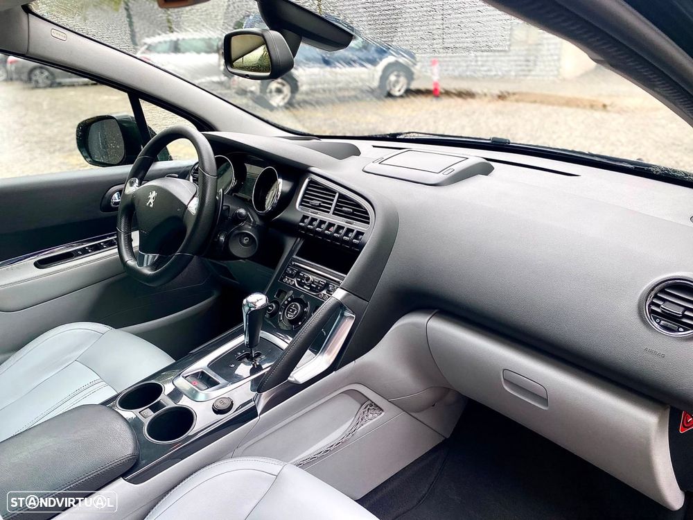 Peugeot 3008 1.6 e-HDi Allure 2-Tronic - 21