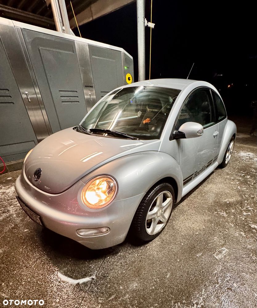 Volkswagen New Beetle 1.6 United - 2