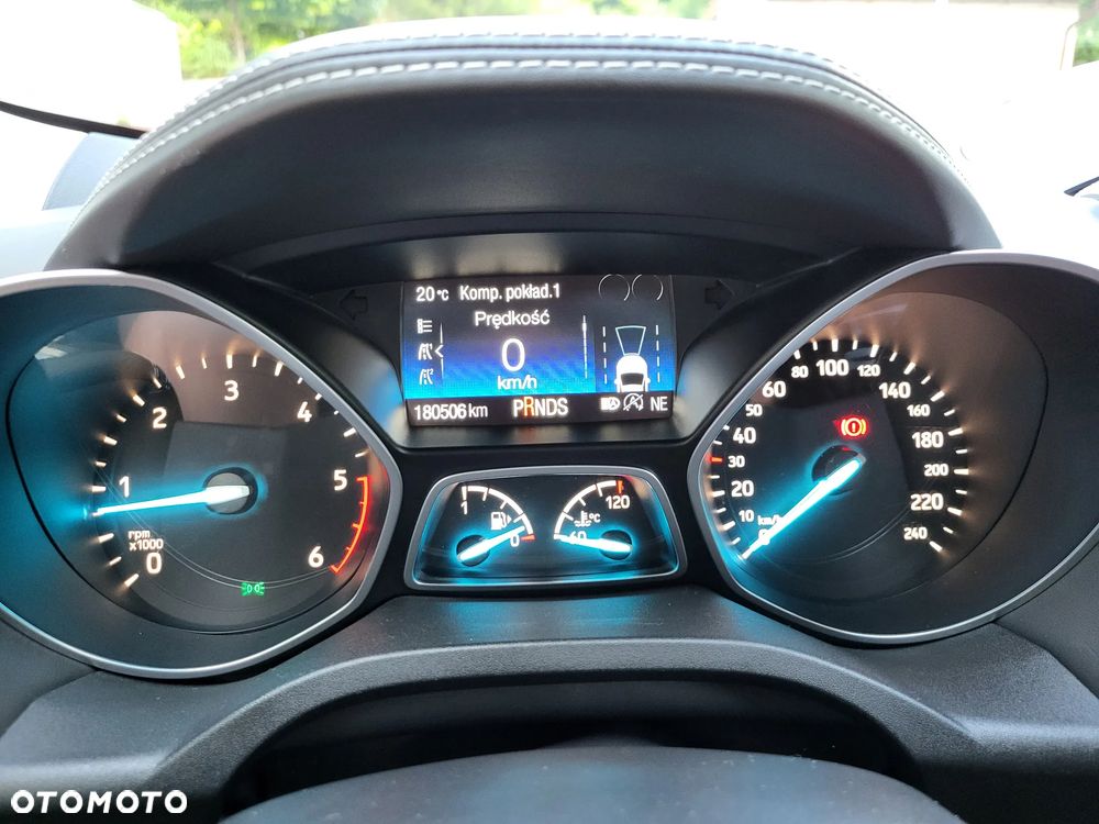 Ford Kuga 2.0 TDCi 4x4 Vignale - 18