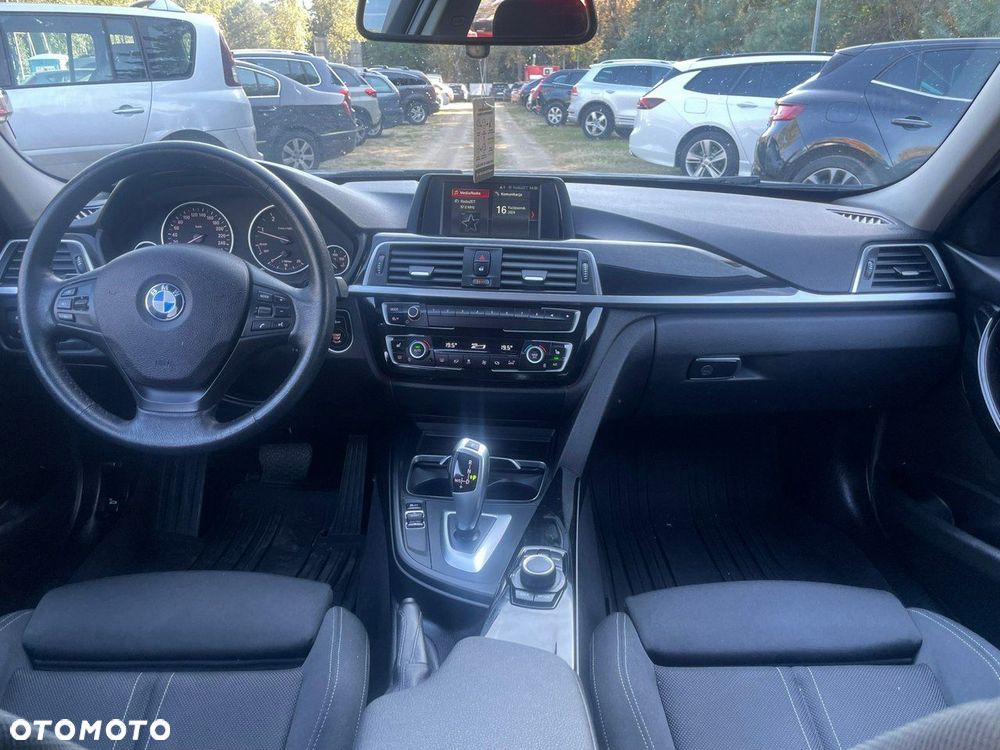 BMW Seria 3 - 8