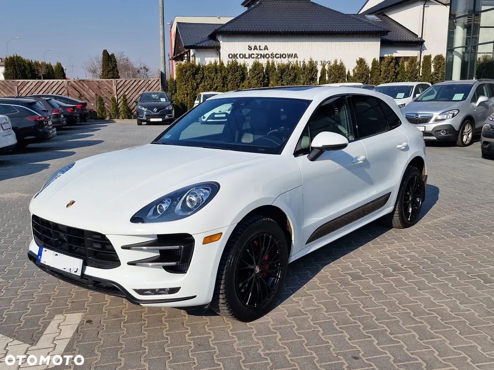 Porsche Macan Turbo PDK - 3