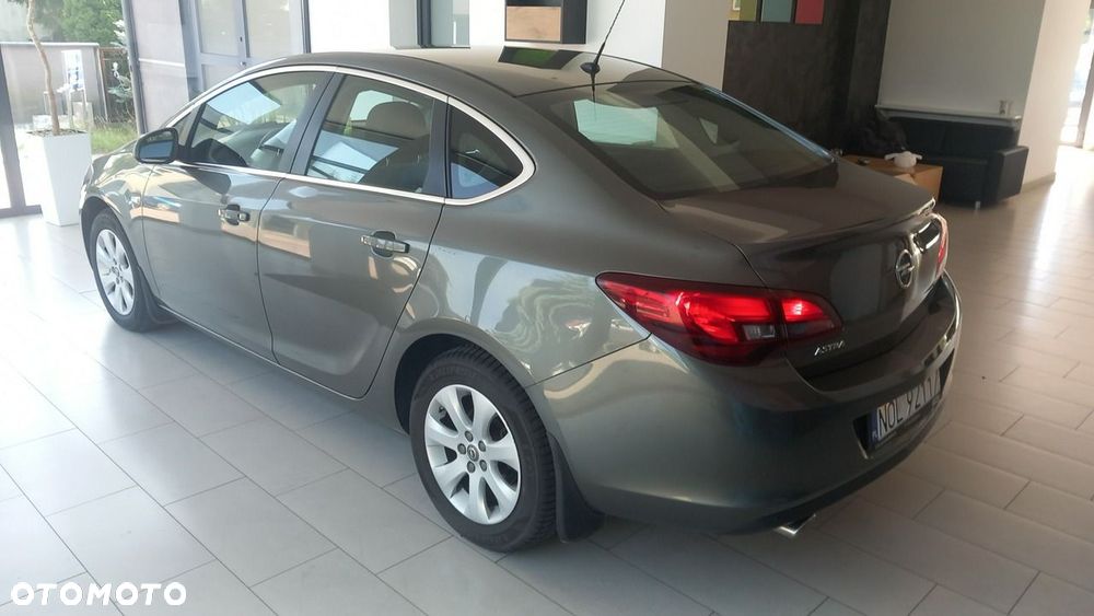 Opel Astra 1.4 Turbo Active - 5