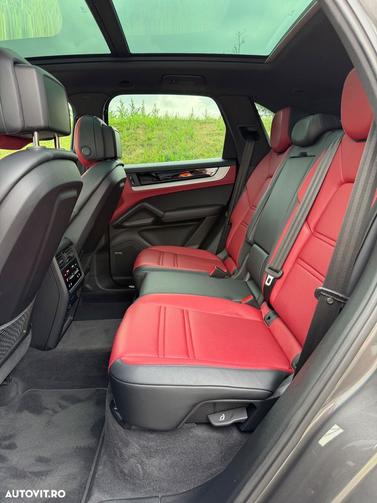 Porsche Cayenne E-Hybrid Tiptronic S Platinum Edition - 26