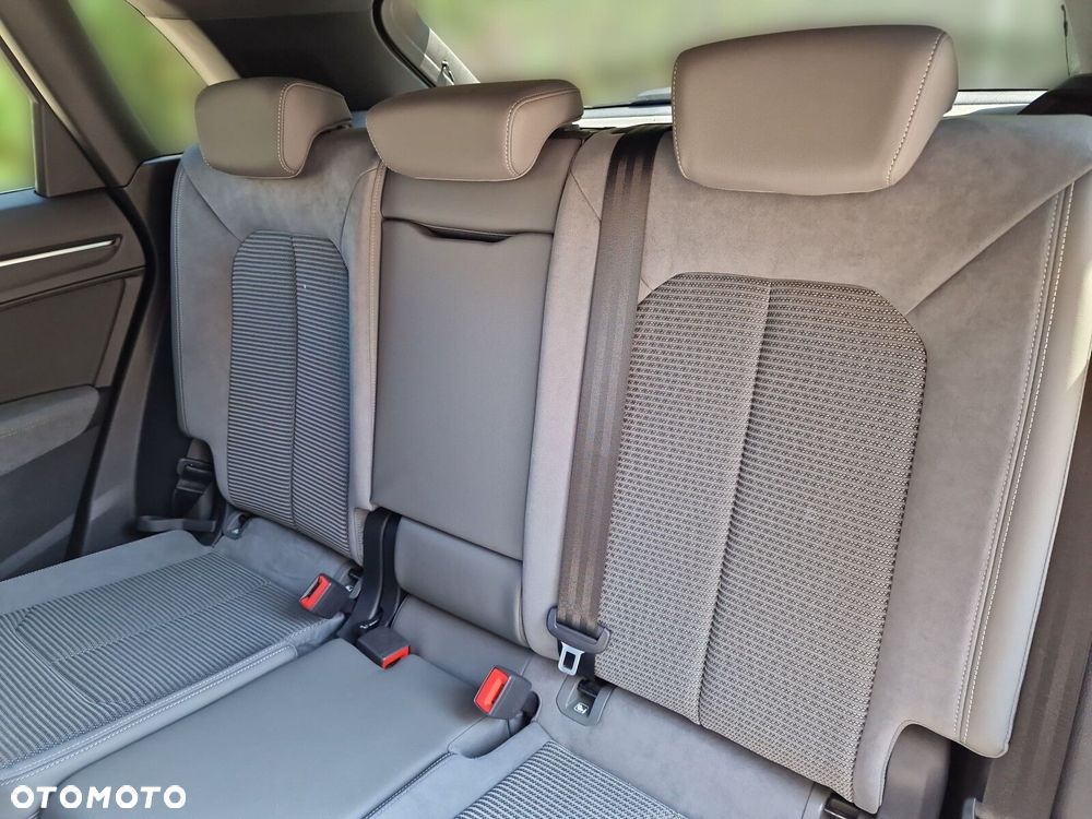 Audi Q3 35 TFSI mHEV S-Line S tronic - 17